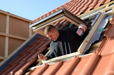 Pose de fenêtres de toit Velux à Claret